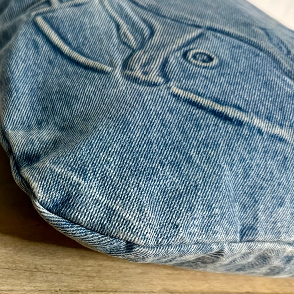 $357.99- Hunting World Blue Denim Elephant Embroidered Tote- Fill-A-Bag - Picture 7 of 11